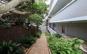 Nederburg, Sea Point, 2 Bed Apt - New